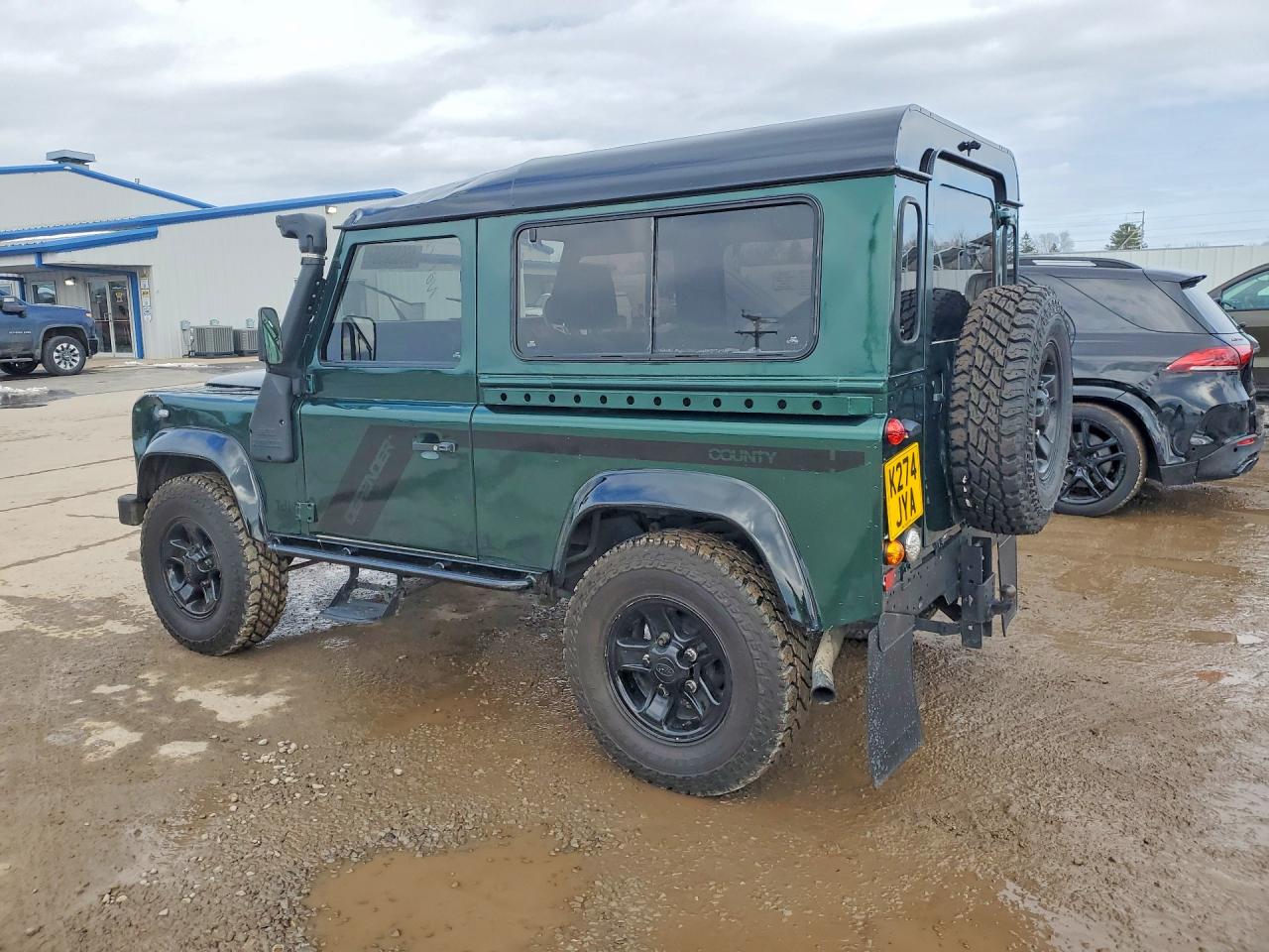 Land Rover Defender