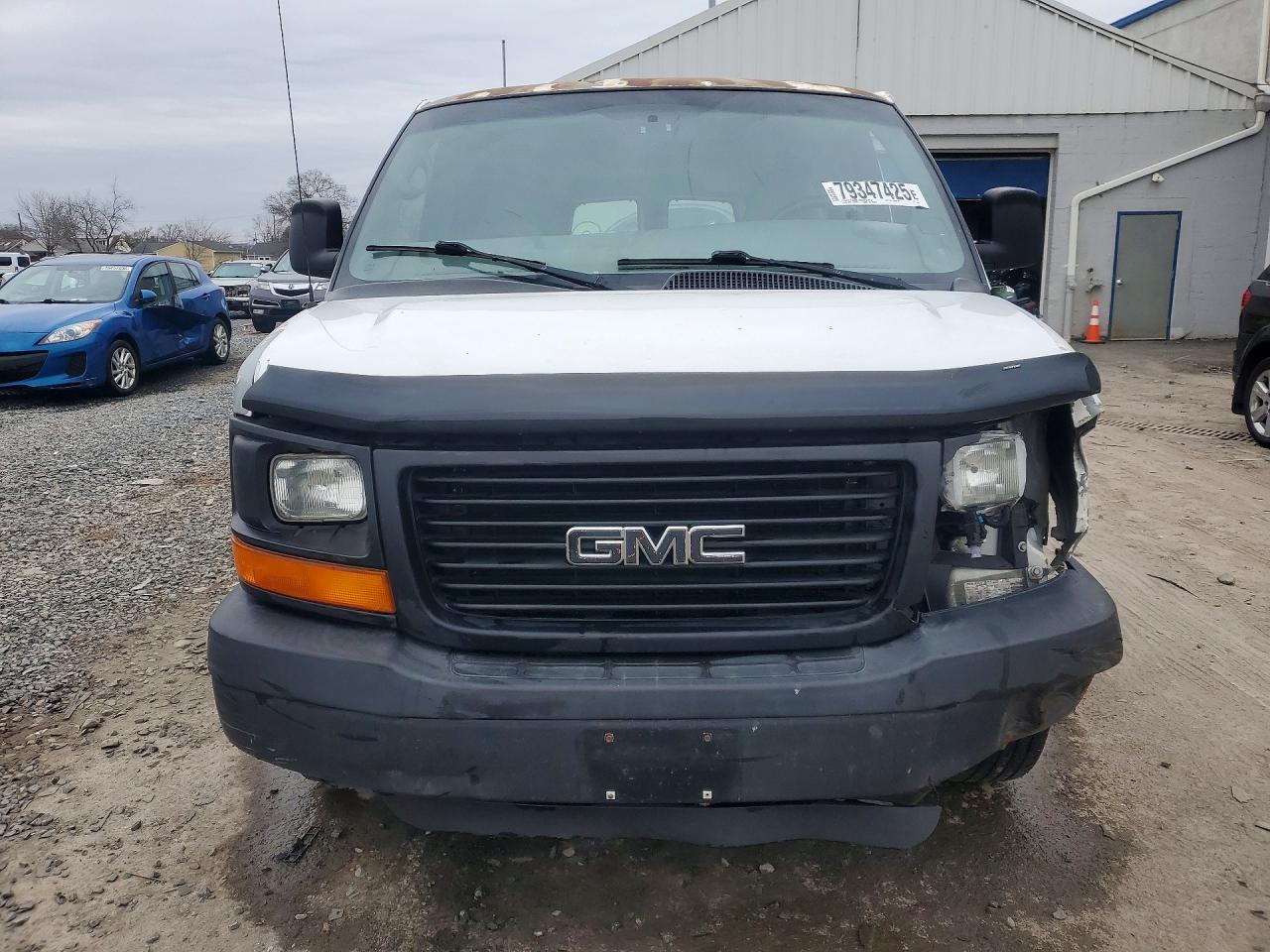 GMC Savana G3500