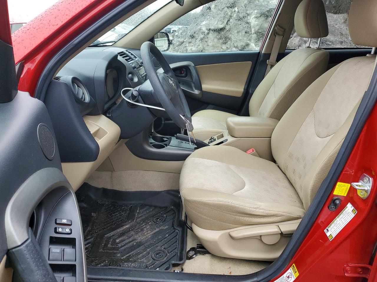 Toyota RAV4 Base