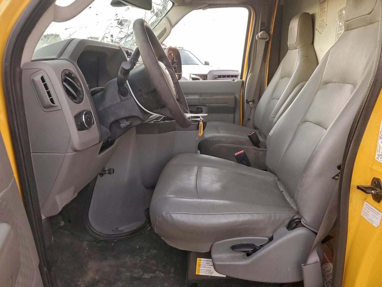 Ford E-350