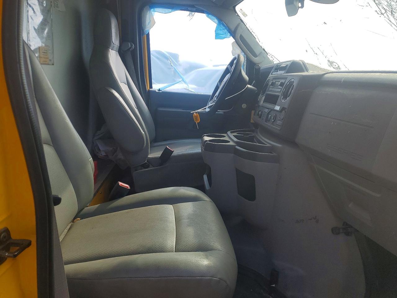 Ford E-350