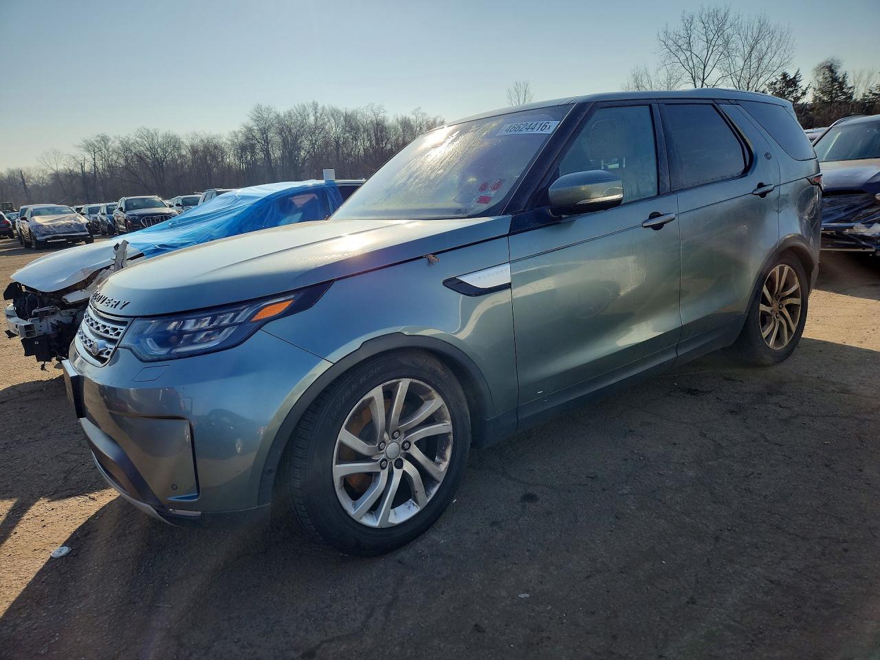 Salvage Land Rover Discovery Image