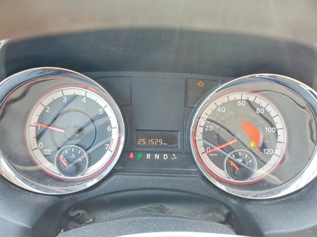 Dodge Caravan Sxt