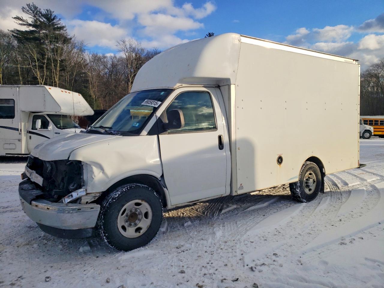 Salvage Chevrolet Express Image