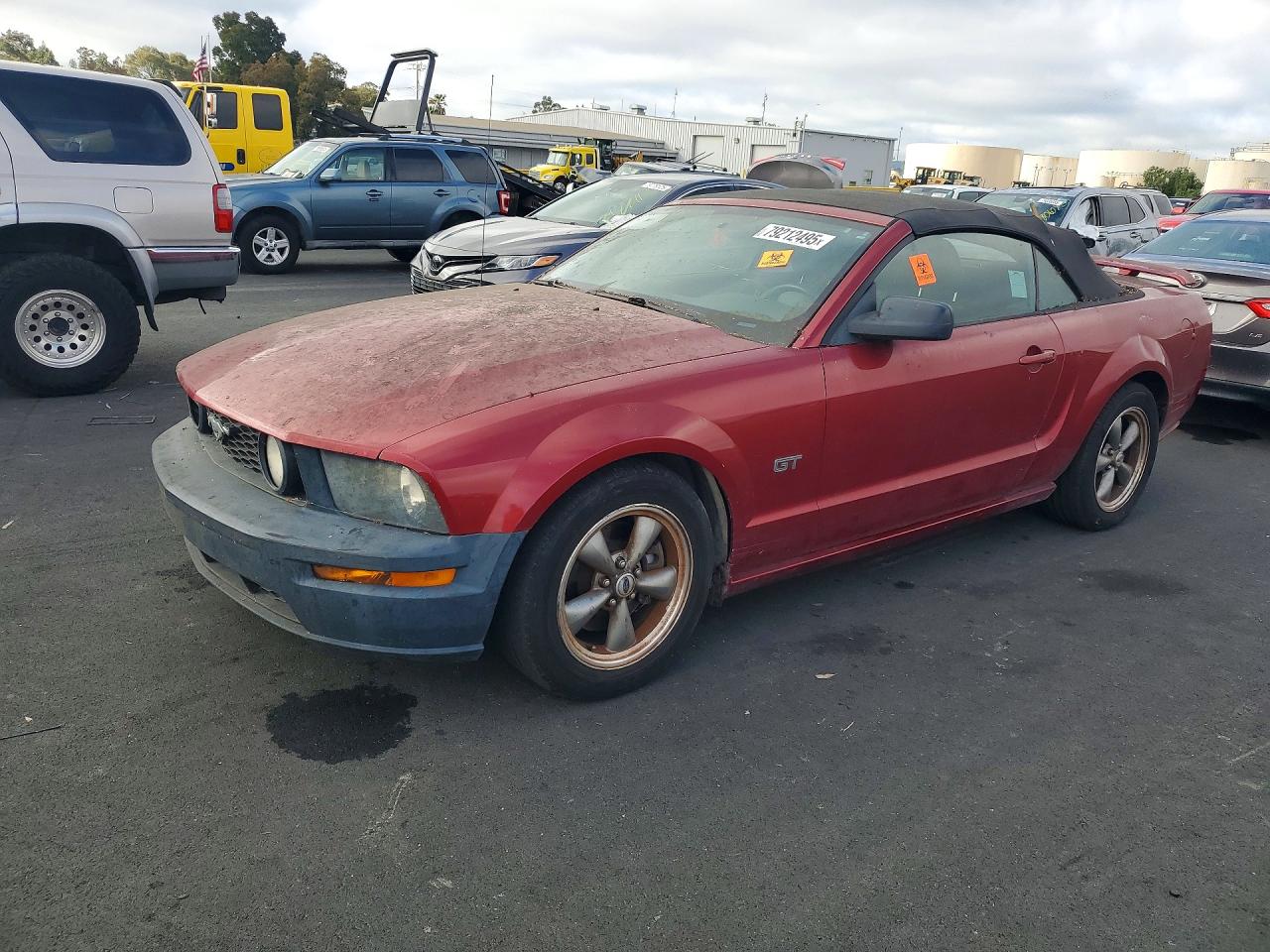 Salvage Ford Mustang Image