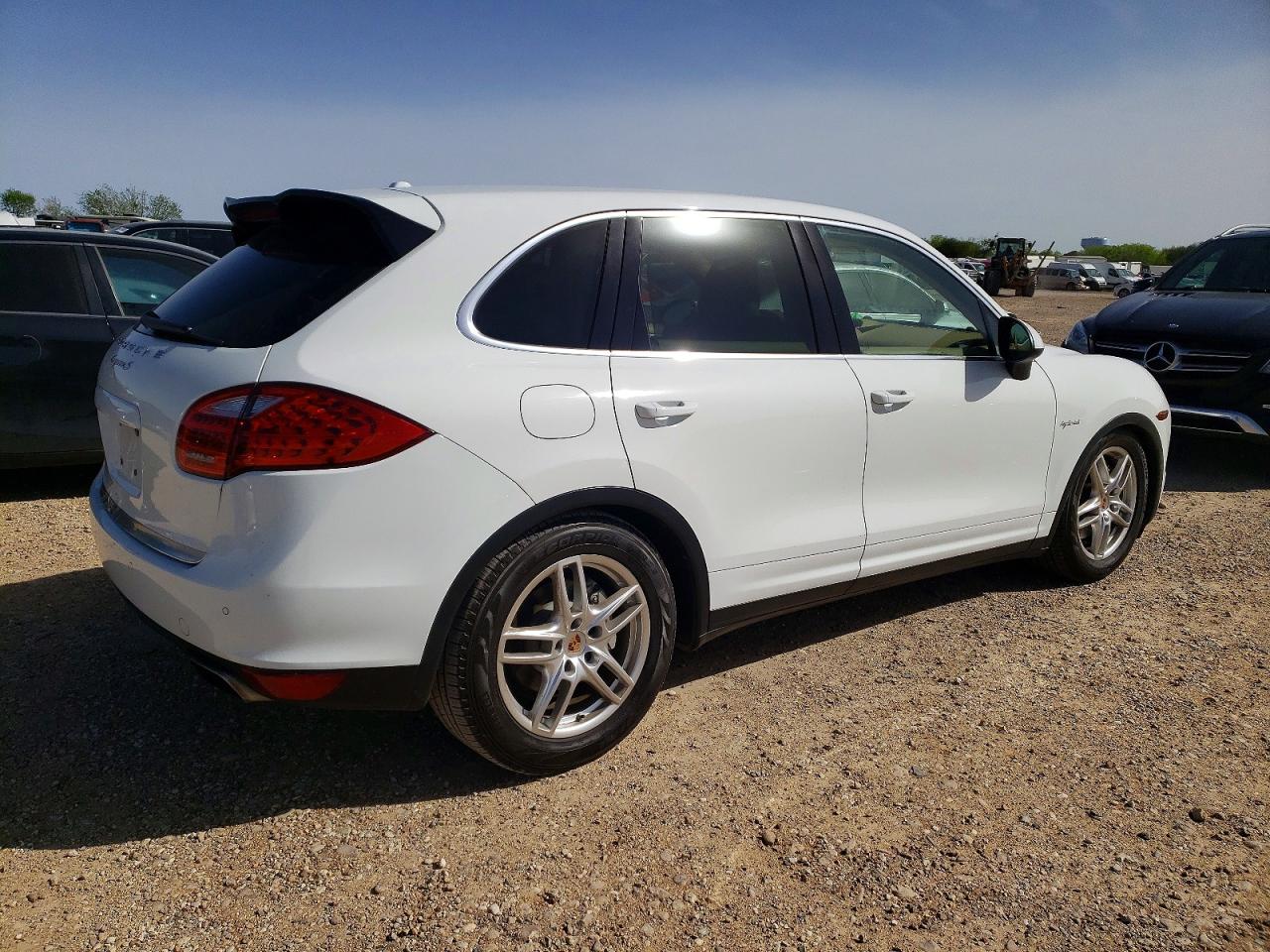 Porsche Cayenne S Hybrid