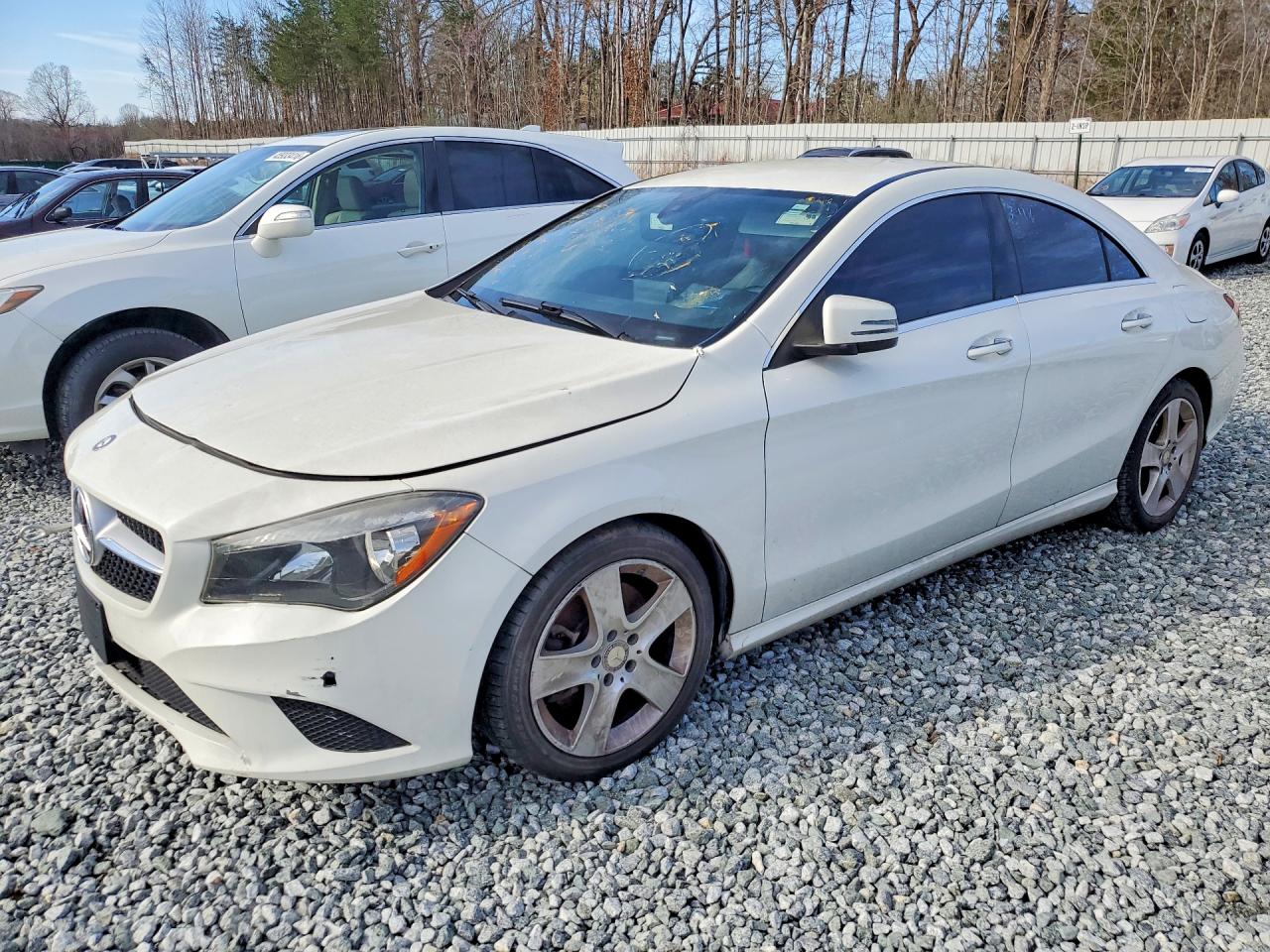 Salvage Mercedes-Benz Cla-class Image