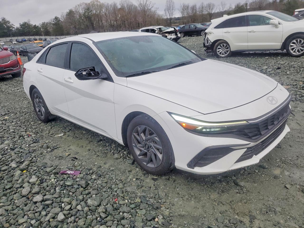 Hyundai ELANTRA Sel