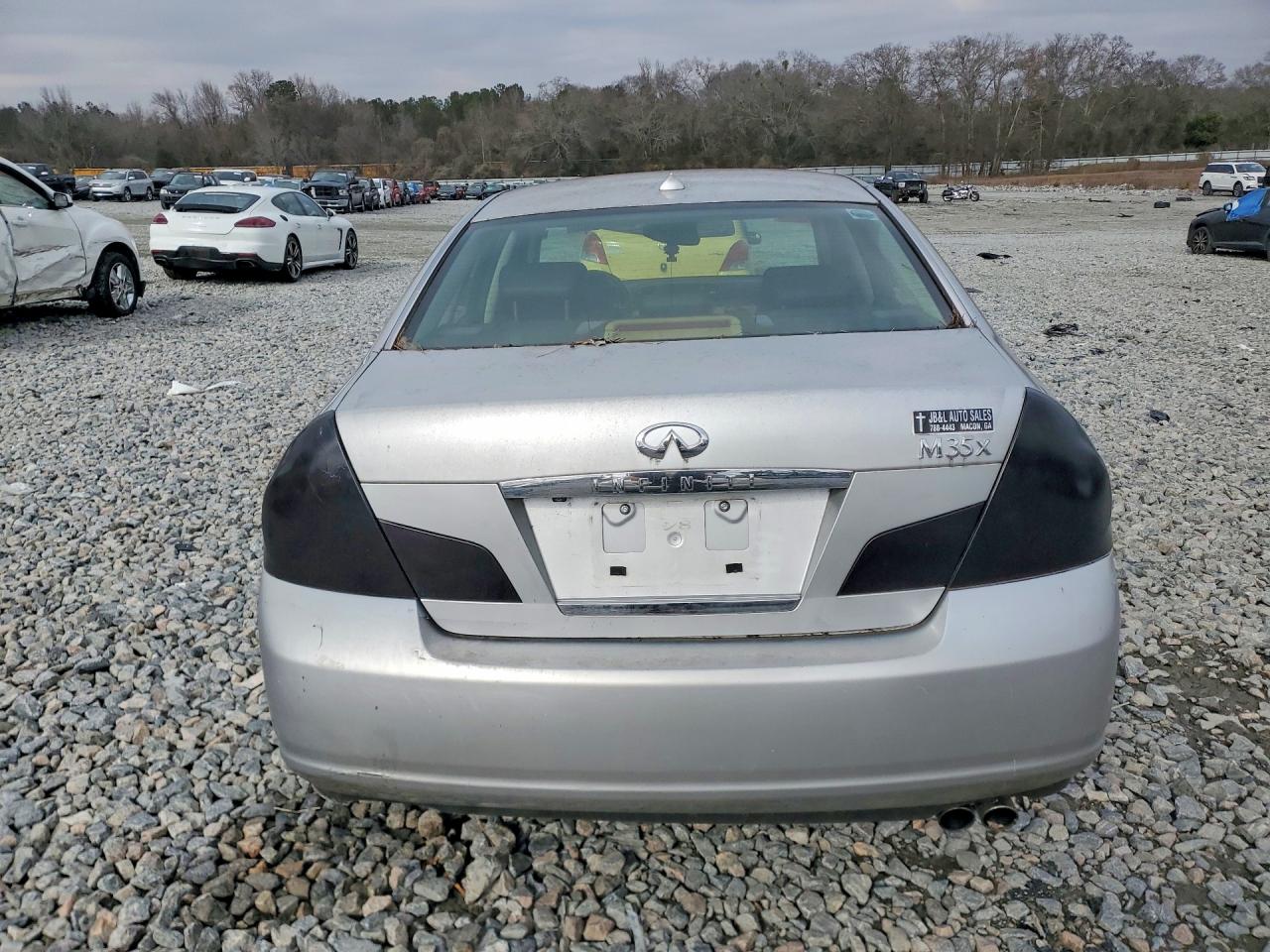 INFINITI M35 Base