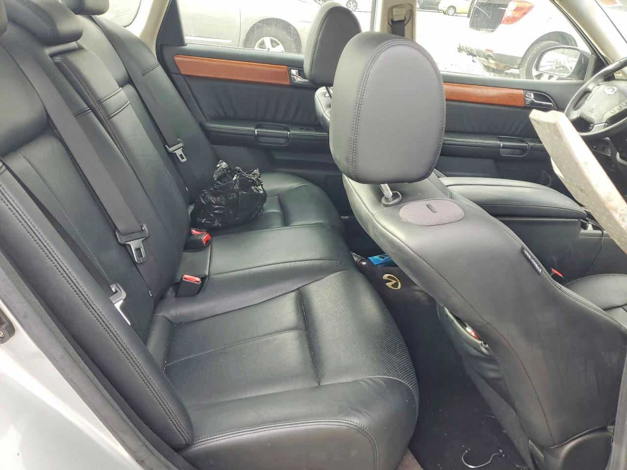 INFINITI M35 Base