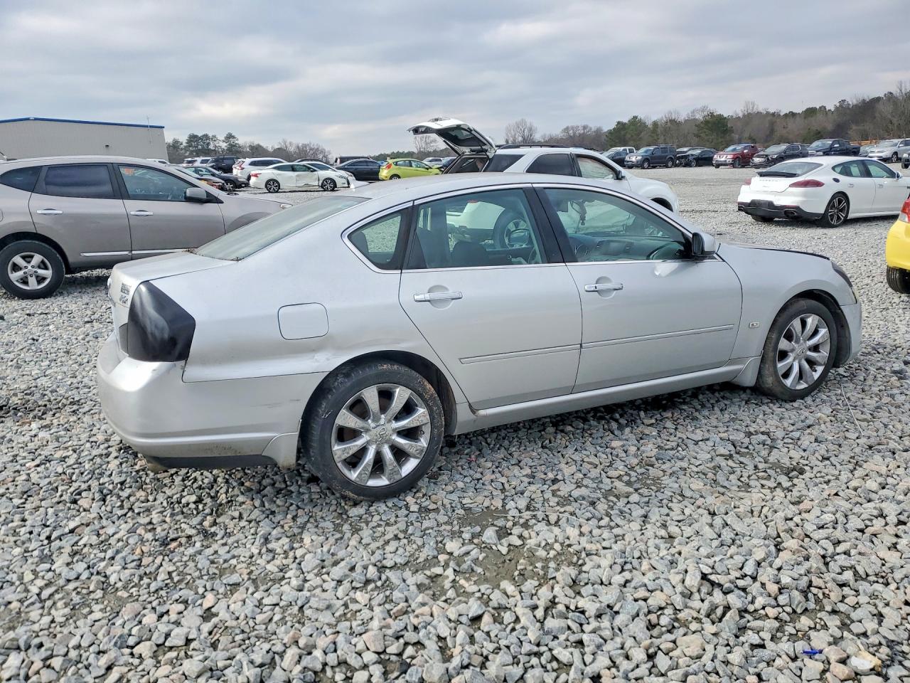 INFINITI M35 Base