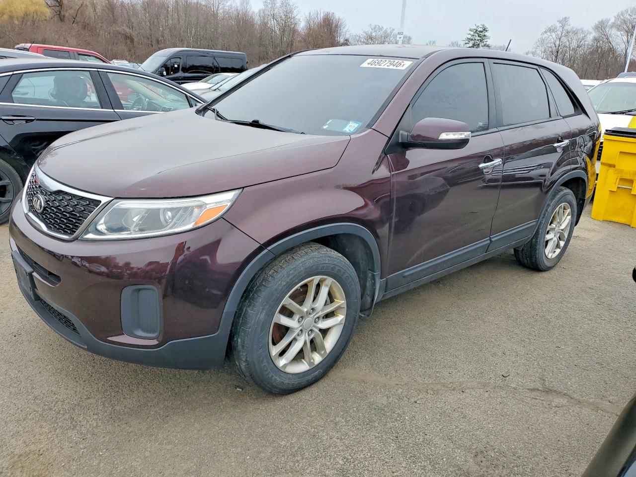 Salvage Kia Sorento Image