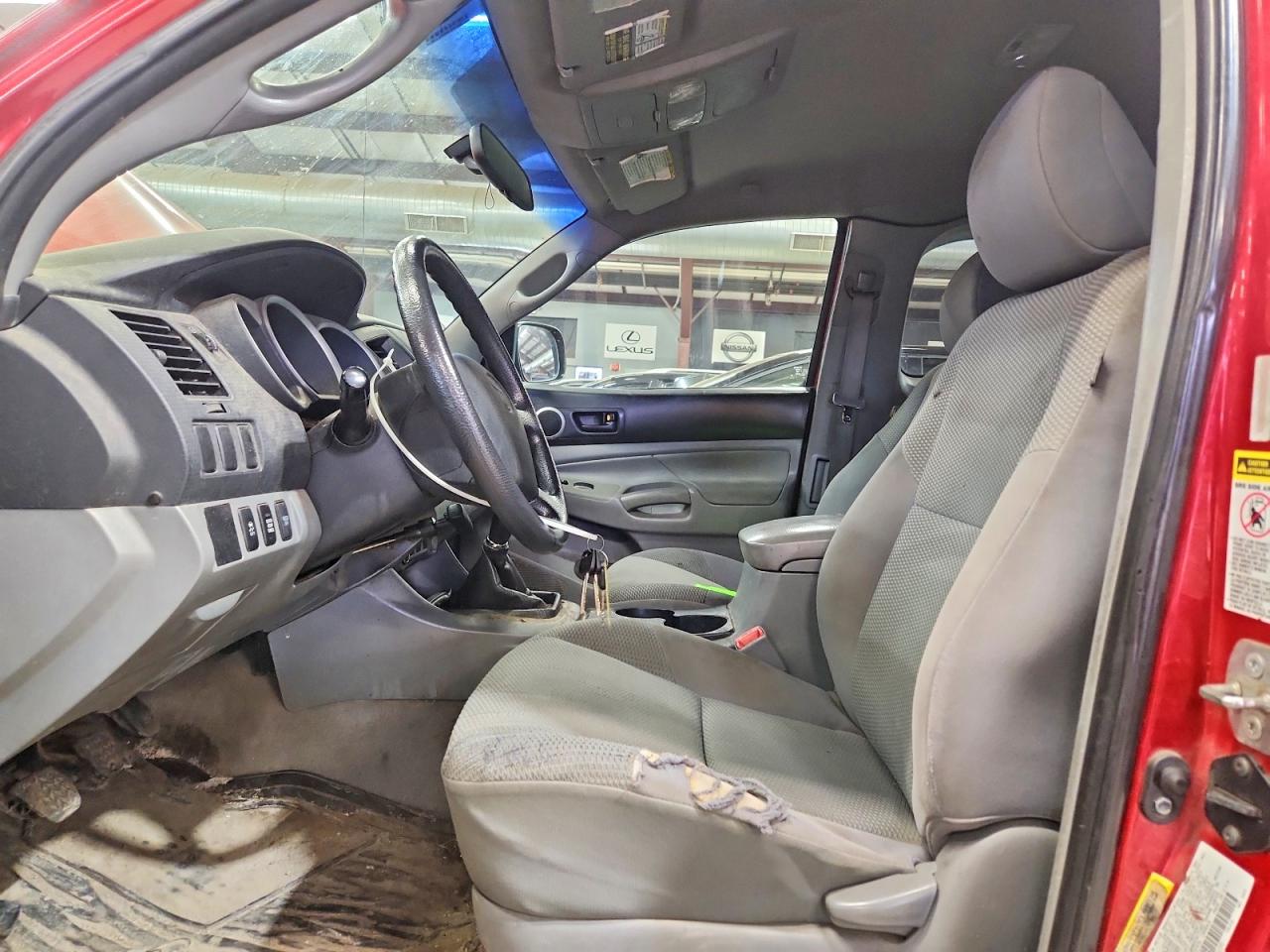 Toyota Tacoma Base
