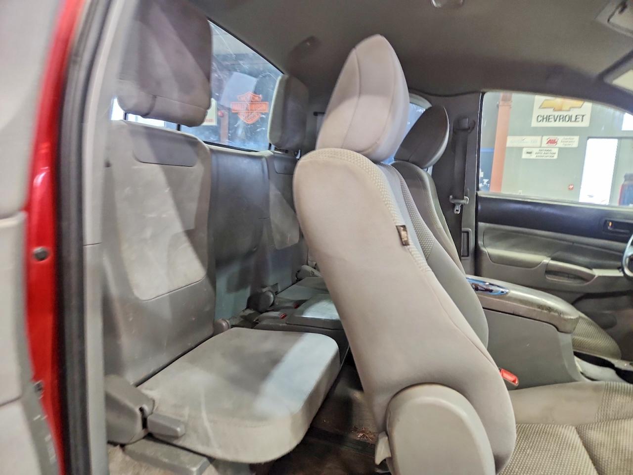 Toyota Tacoma Base