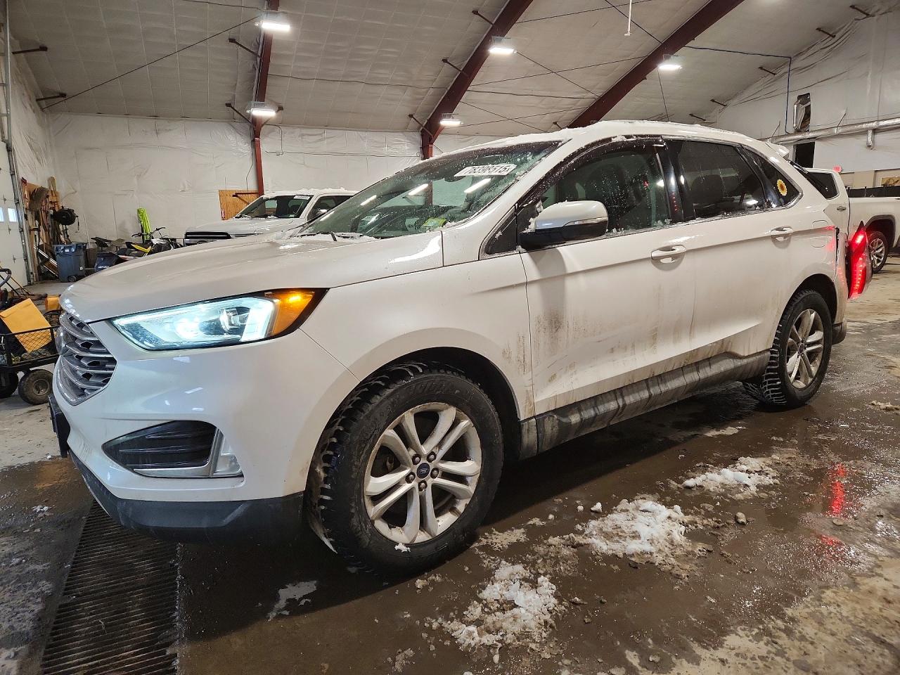 Salvage Ford Edge Image