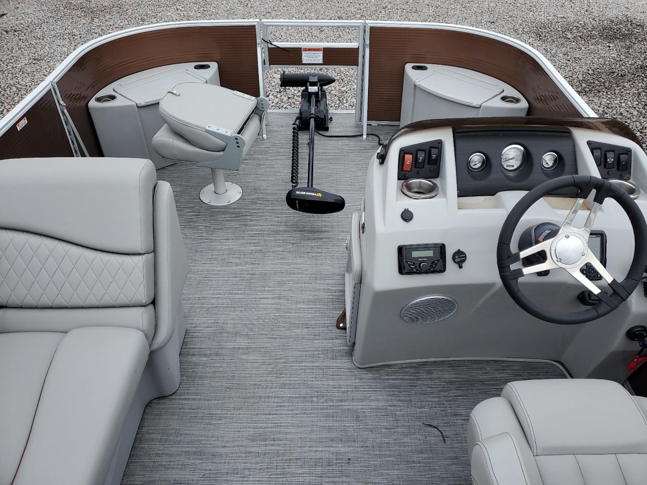 Bennington Marine Pontoon