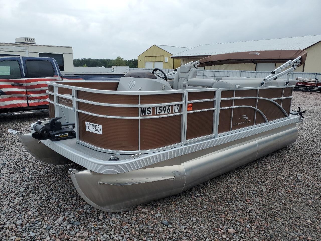 Bennington Marine Pontoon