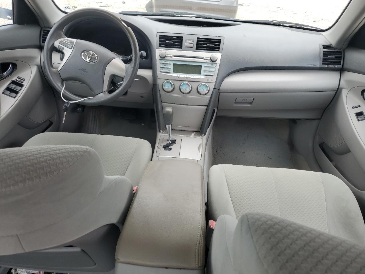Toyota Camry Ce