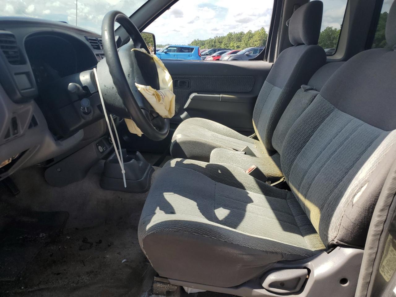 Nissan Frontier King Cab Xe