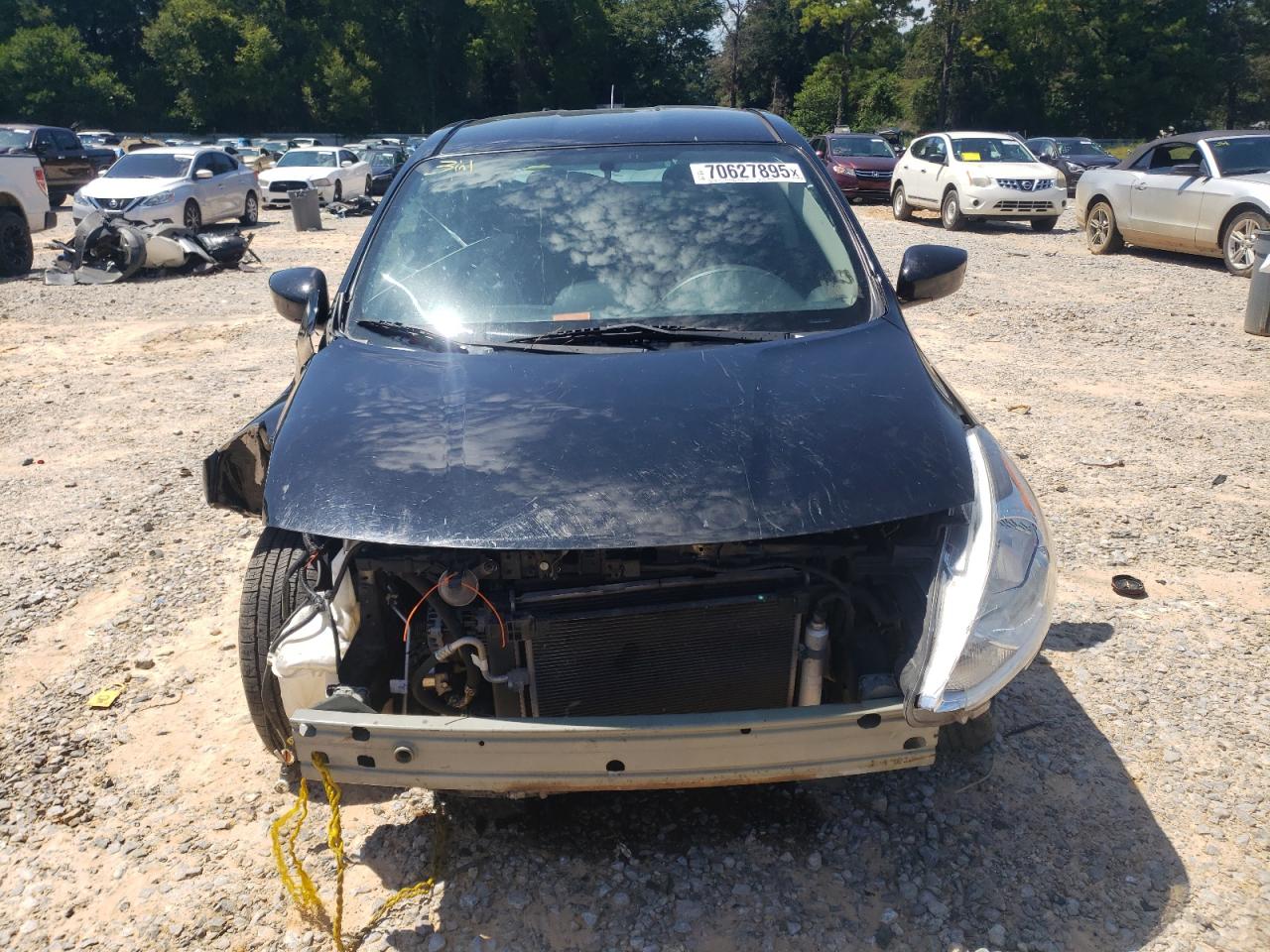 Nissan Versa S