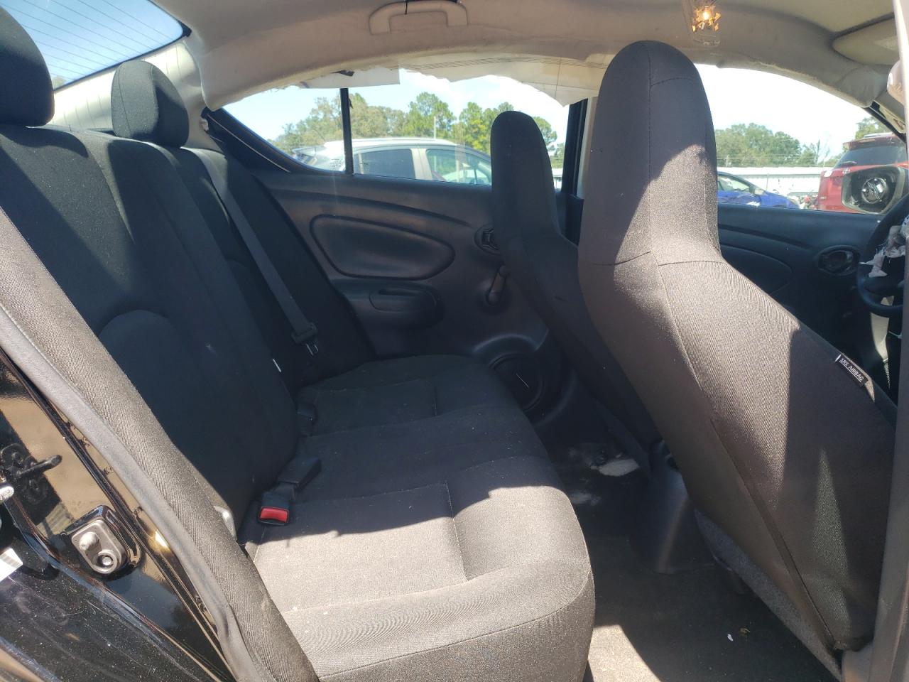Nissan Versa S