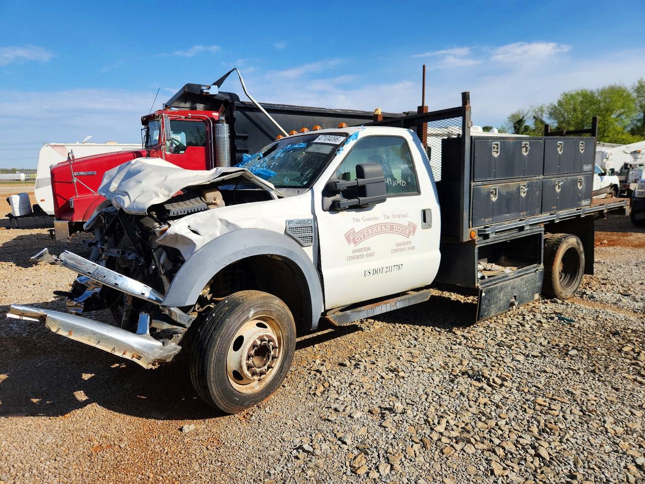 Salvage Ford F-450 Image