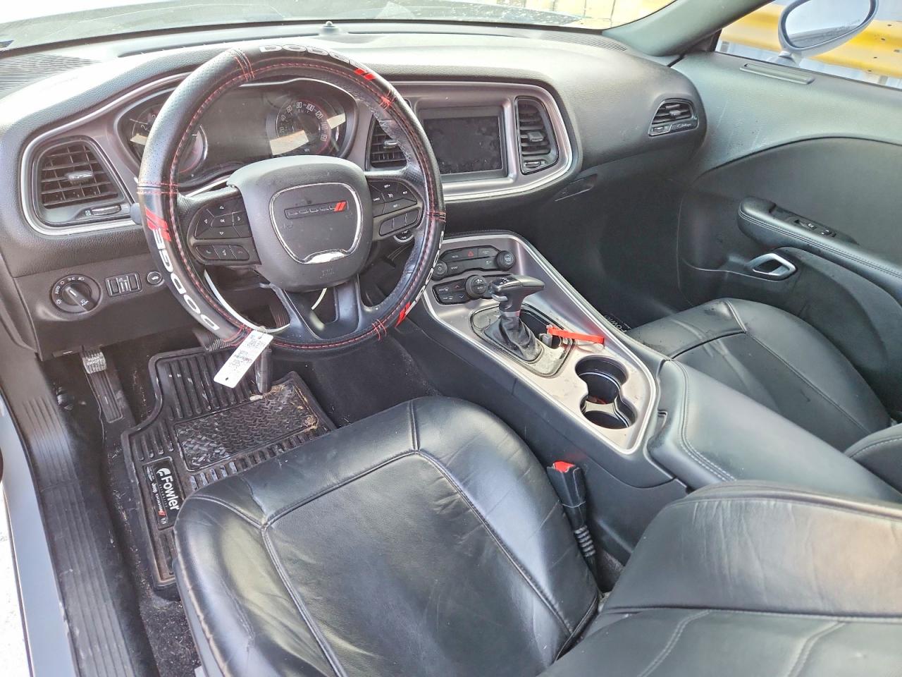 Dodge Challenger Sxt
