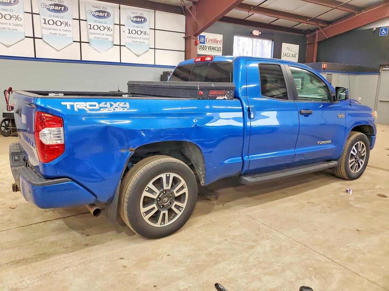 Toyota Tundra Sr5