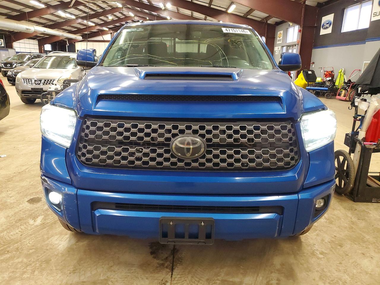 Toyota Tundra Sr5