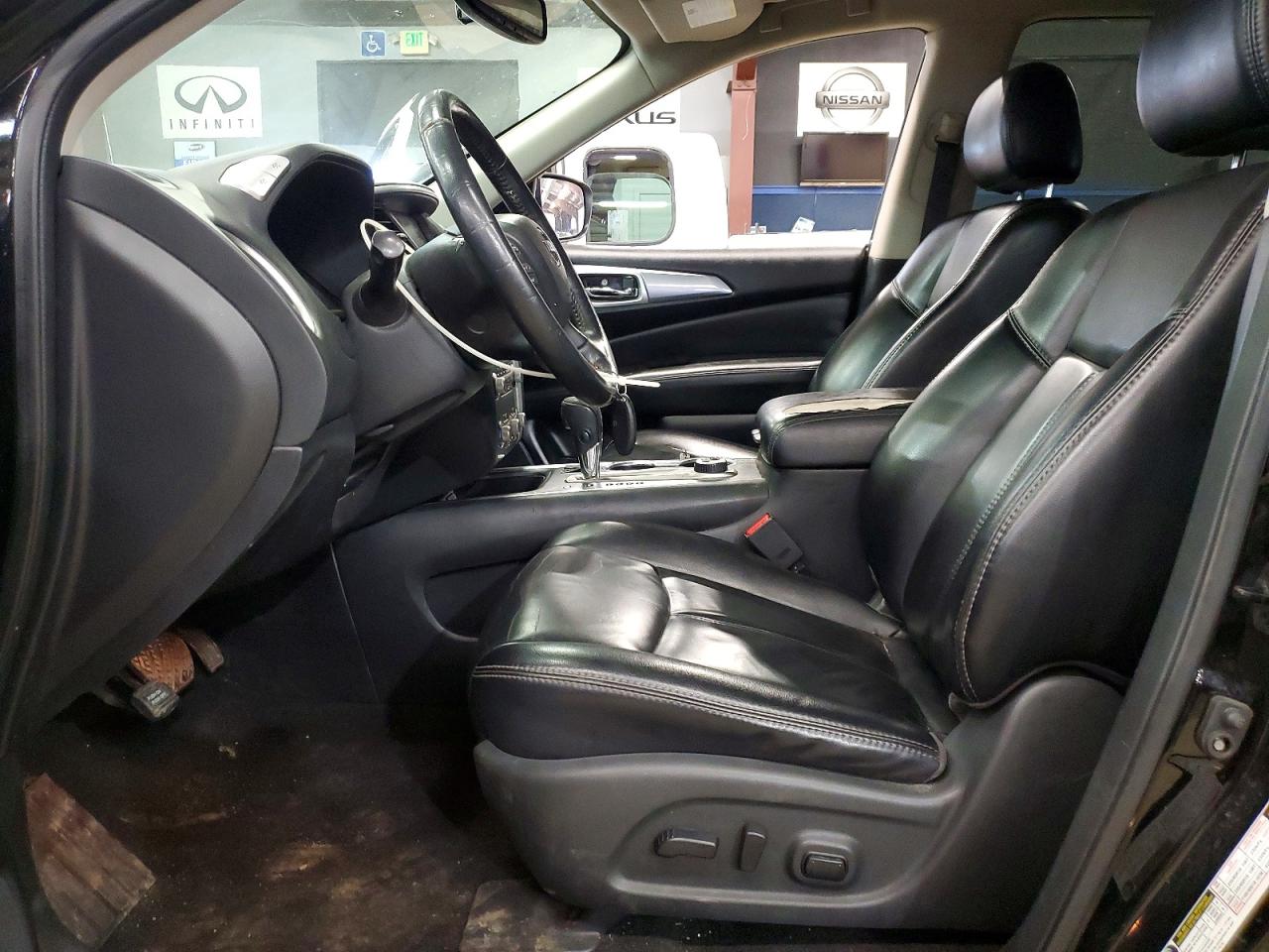 Nissan Pathfinder Sl