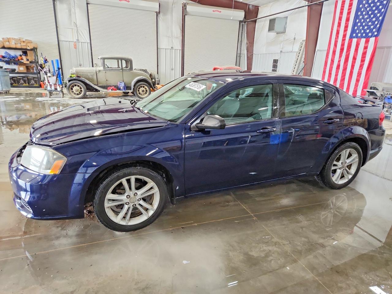 Salvage Dodge Avenger Image