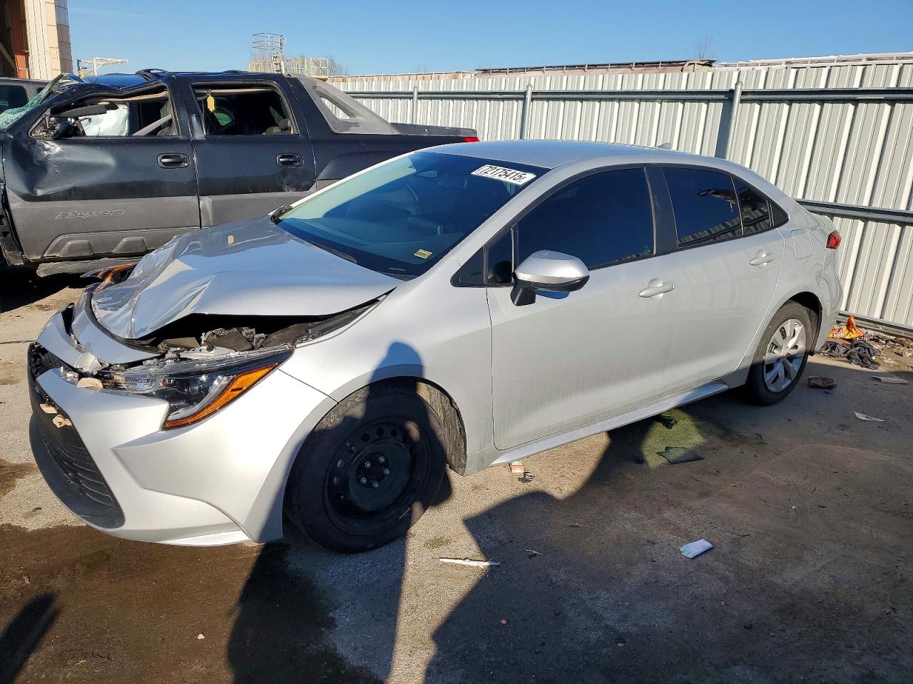 Salvage Toyota Corolla Image