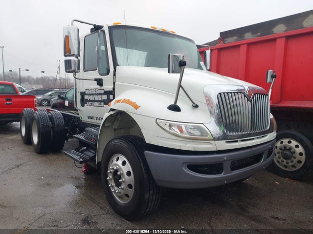 Salvage International Durastar 4400 Image
