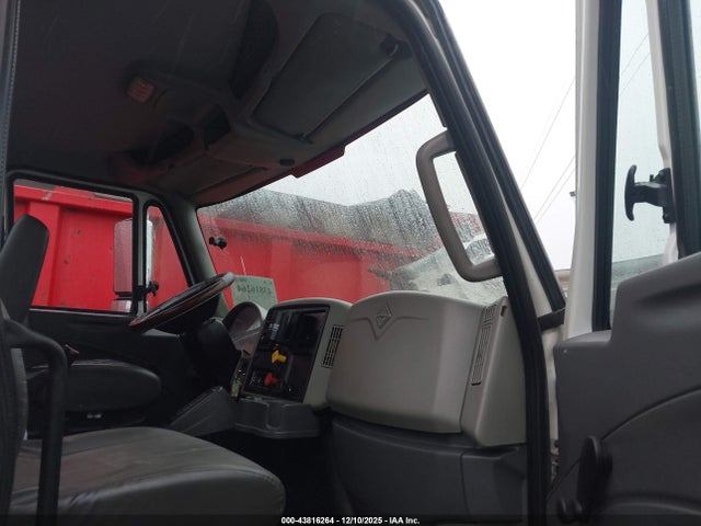 International Durastar 4400