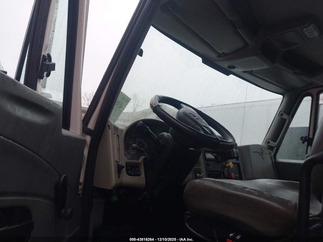 International Durastar 4400