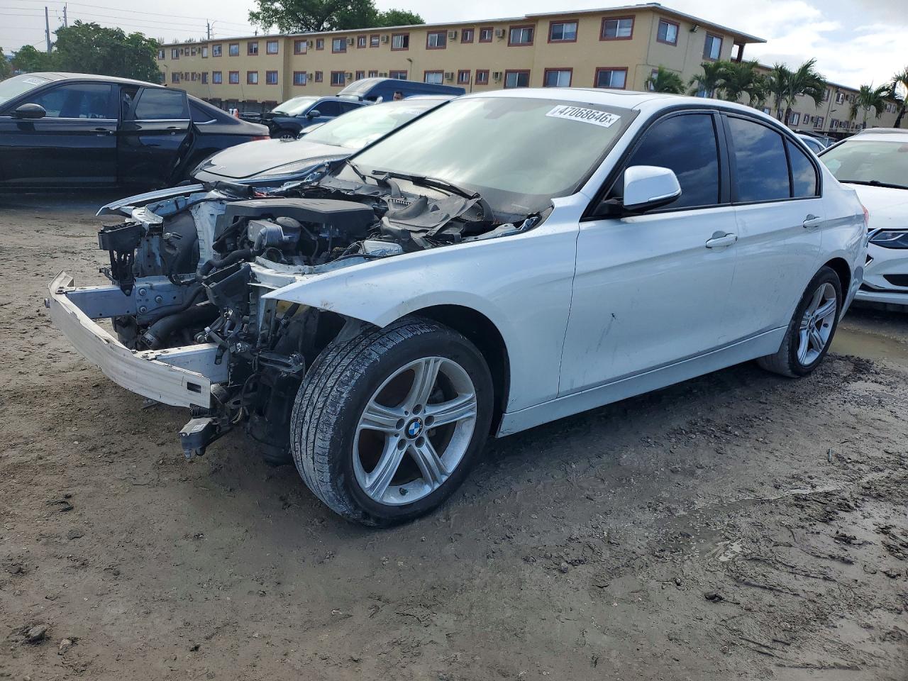 Salvage BMW 3 Series Image