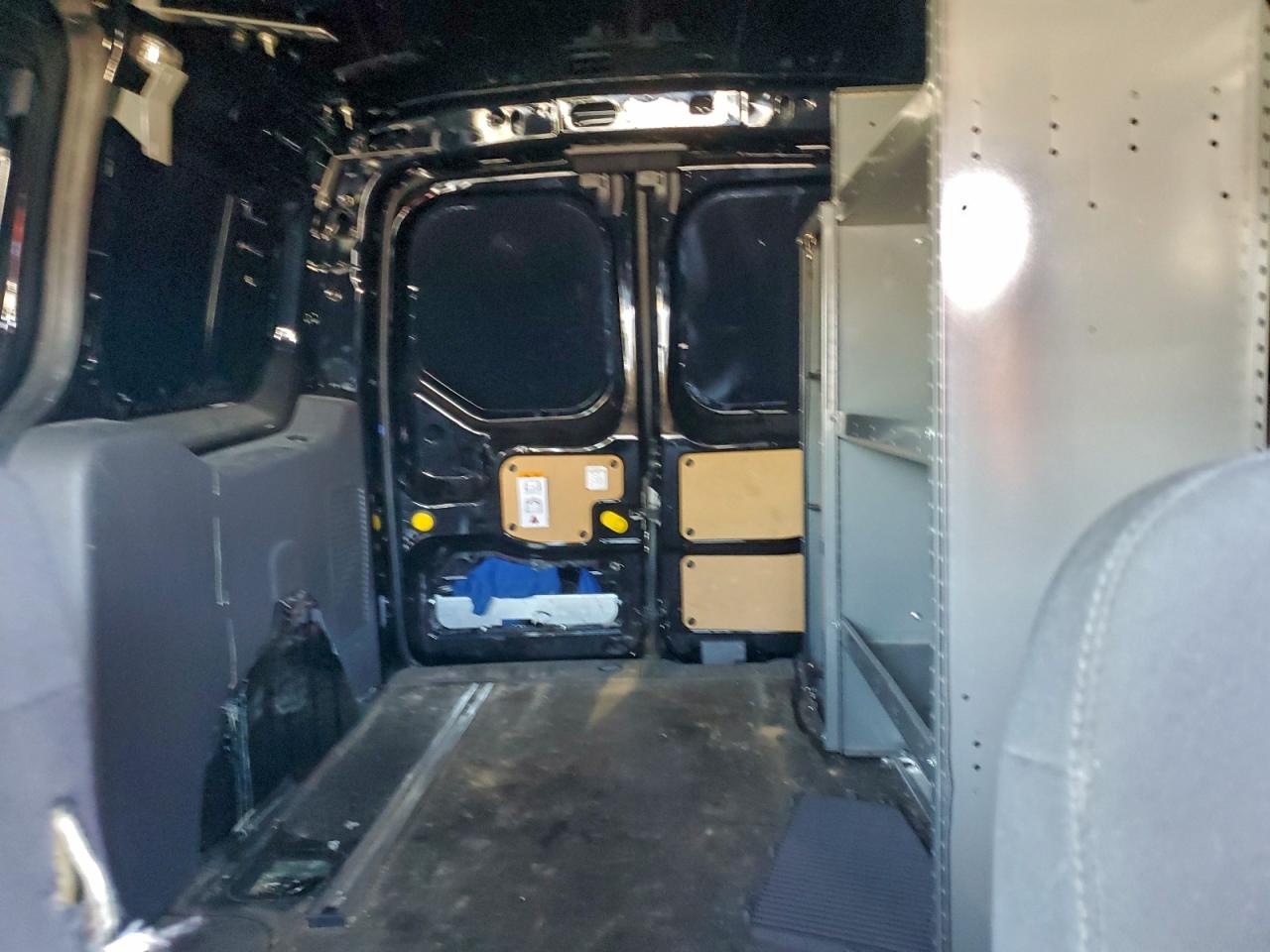 Ford Transit Titanium