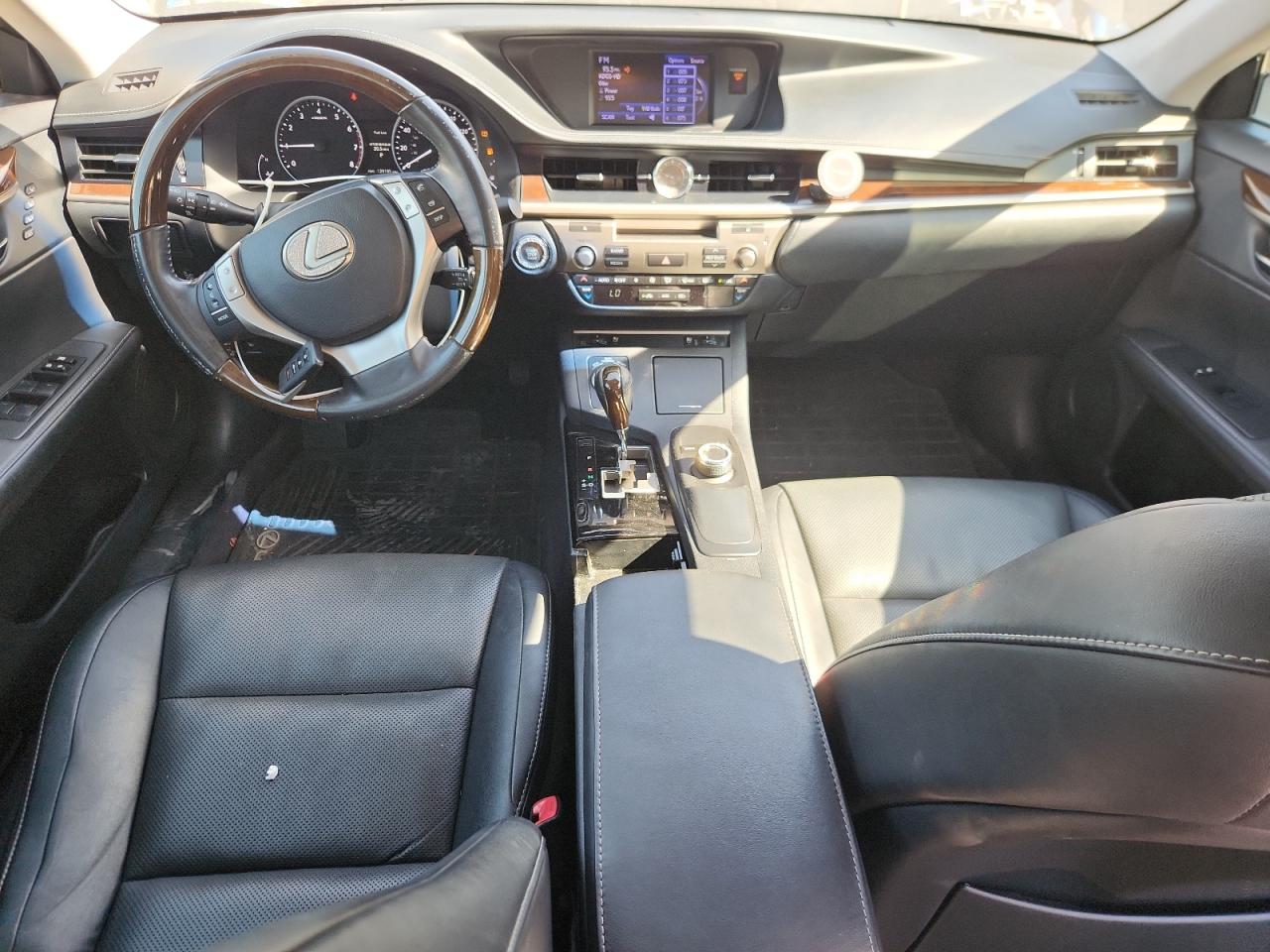 Lexus Es Base