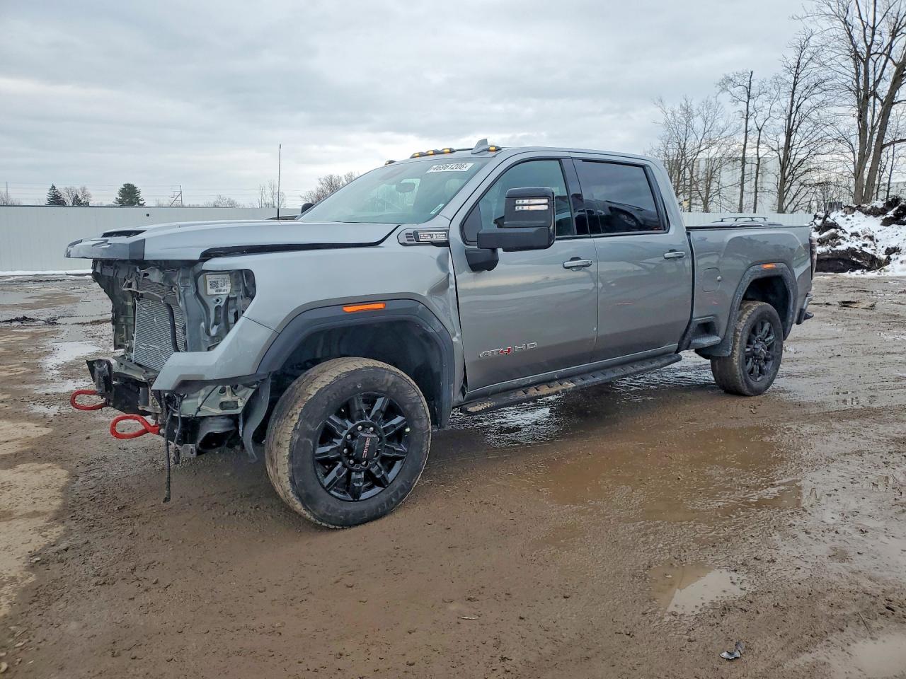 Salvage GMC Sierra Image