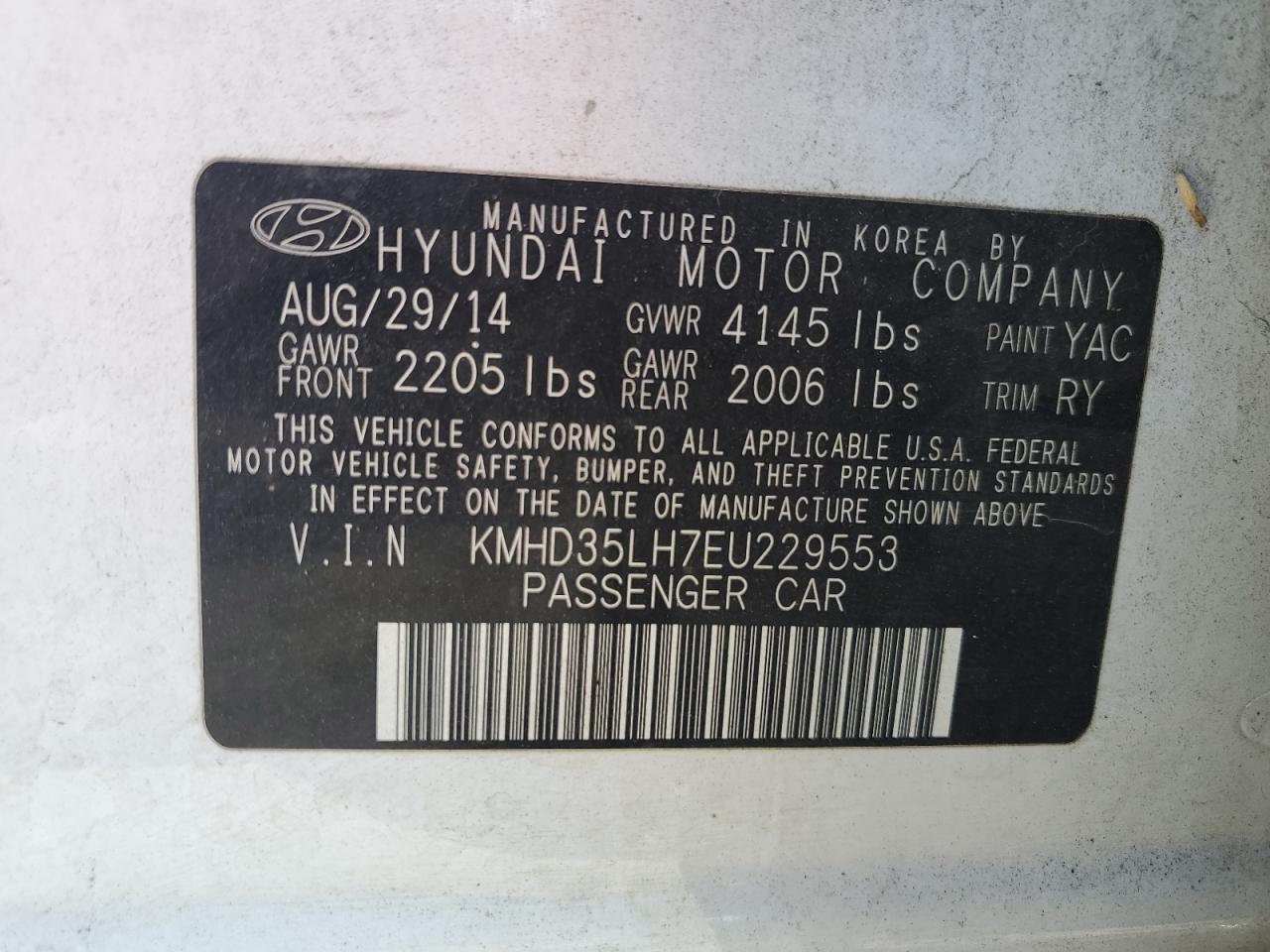 Hyundai ELANTRA