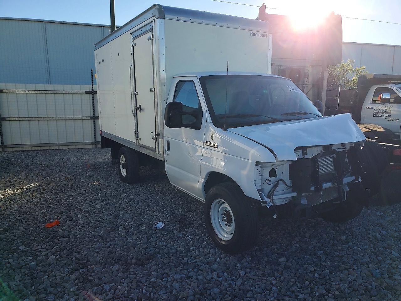Ford Econoline E350 Super Duty Van