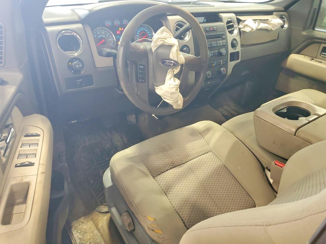 Ford F-150 Super Cab