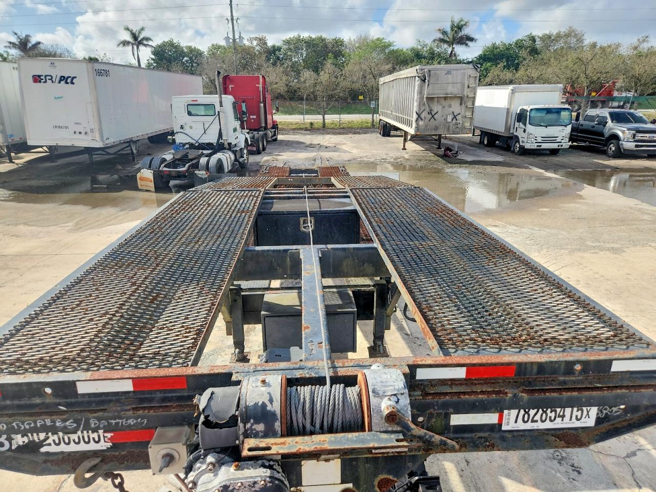 Kaufman Cartrailer
