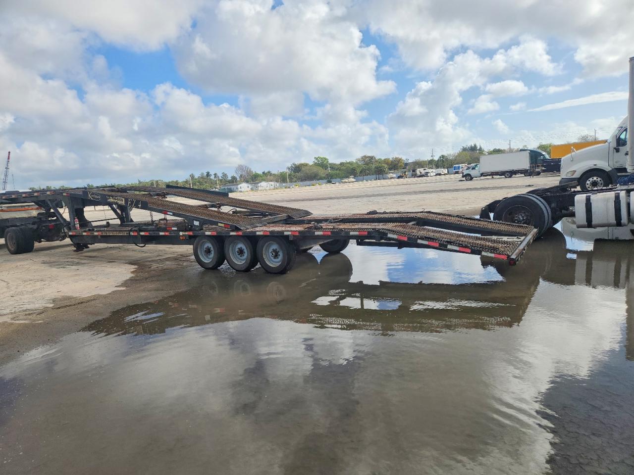 Kaufman Cartrailer