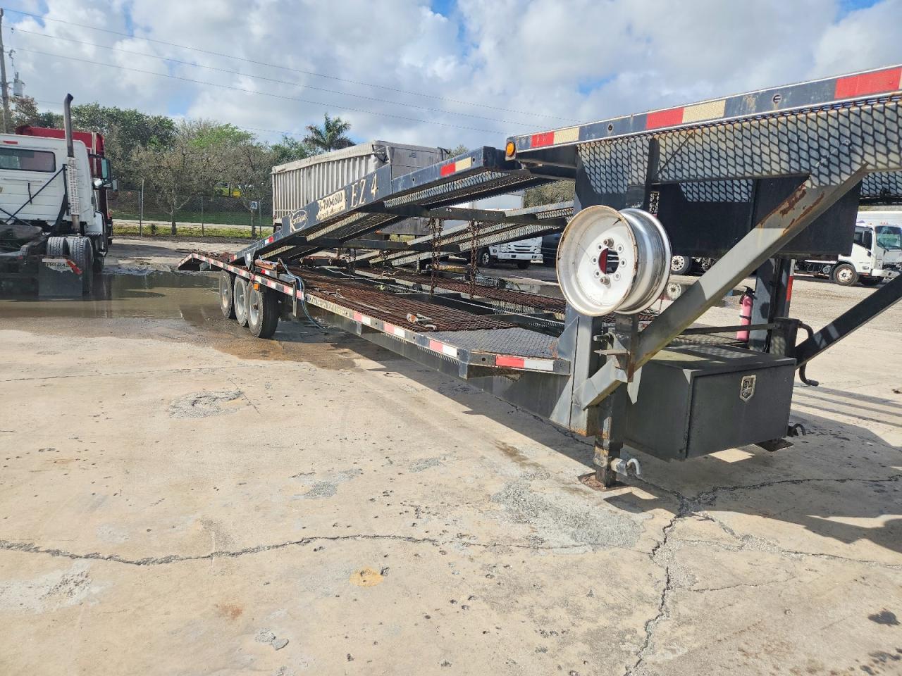 Kaufman Cartrailer