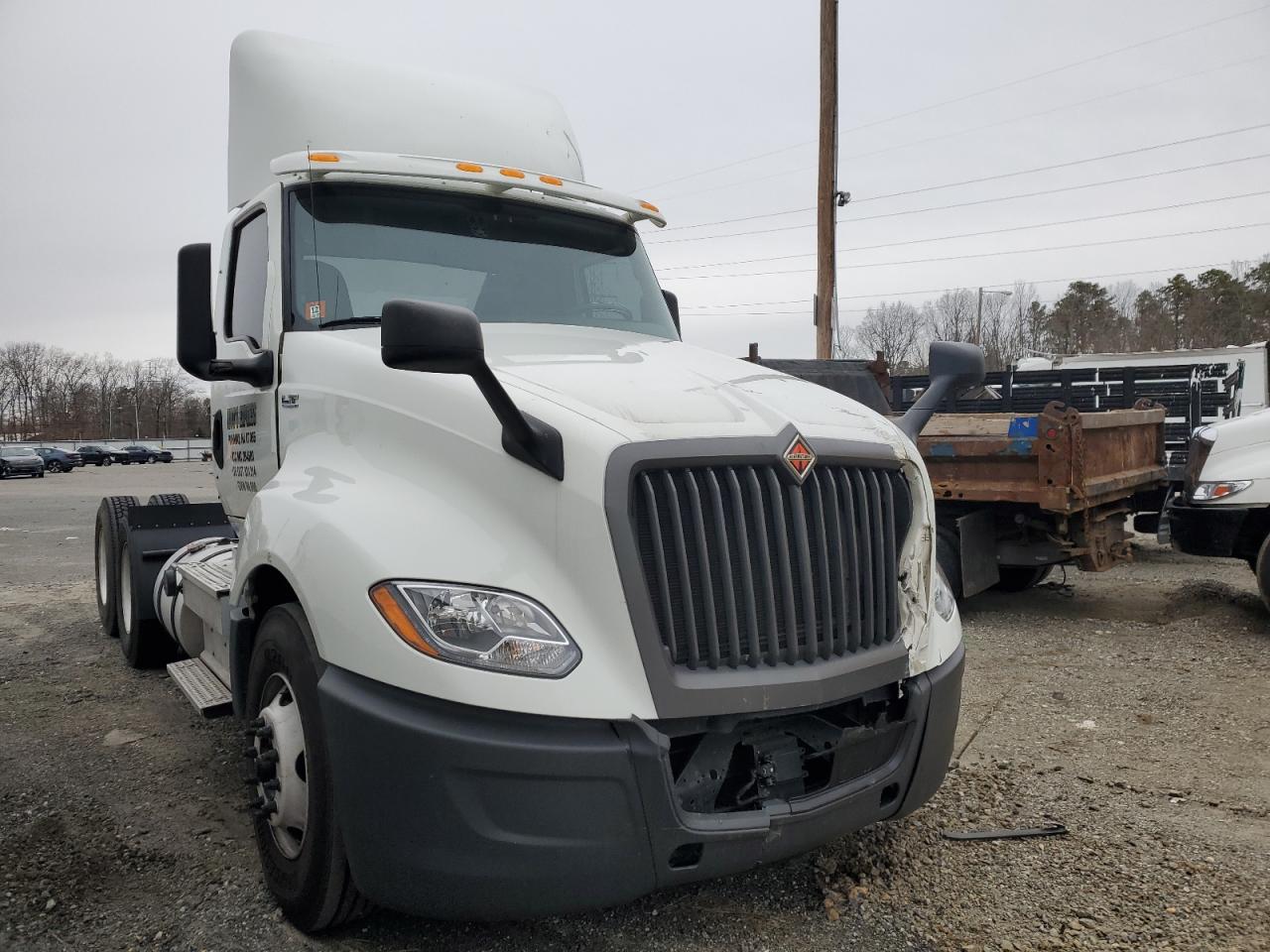 Salvage International Lt625 Image