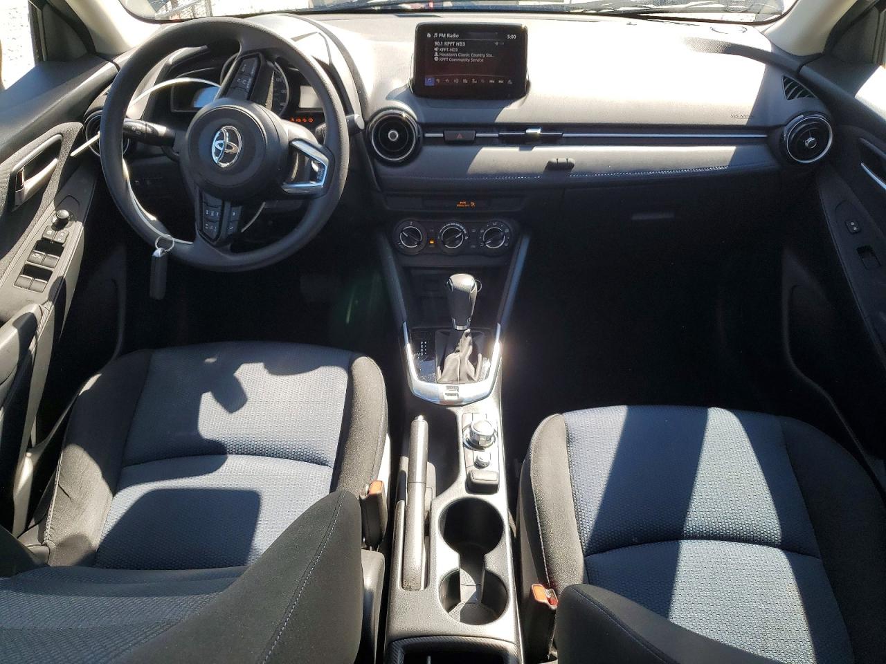 Toyota Yaris Le