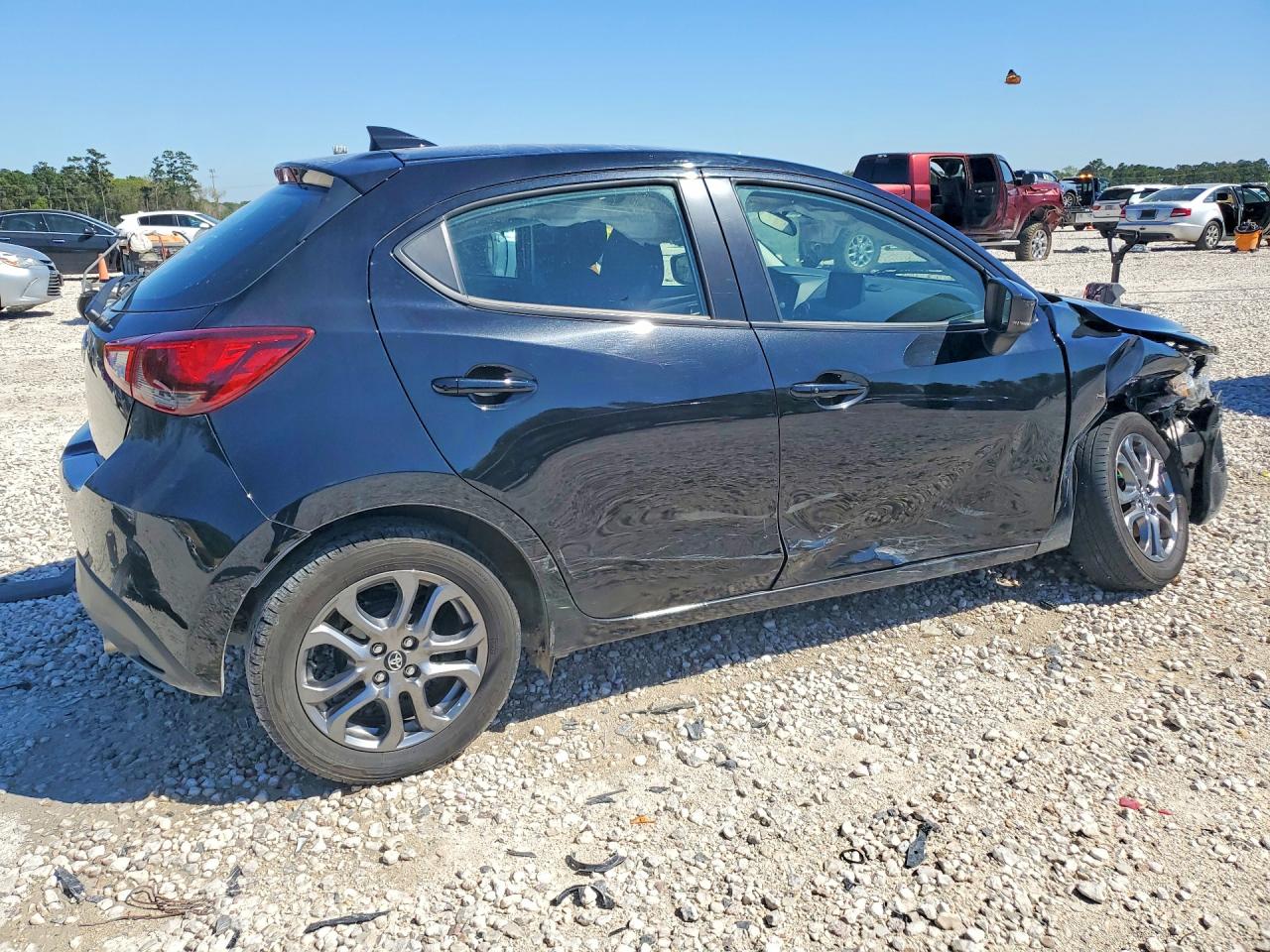 Toyota Yaris Le