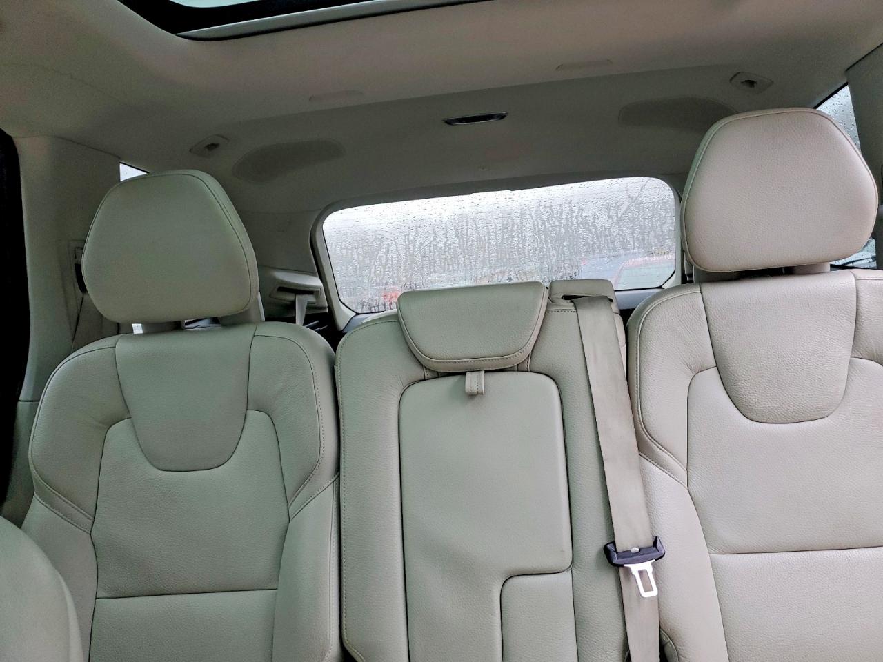 Volvo XC90 T6