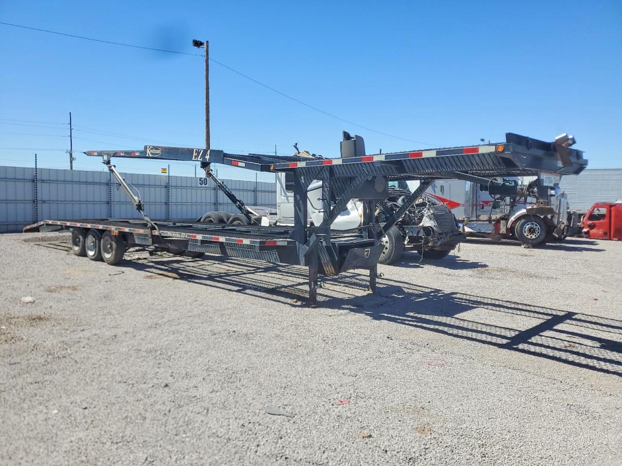 Salvage Kaufman 4 car Trl Image